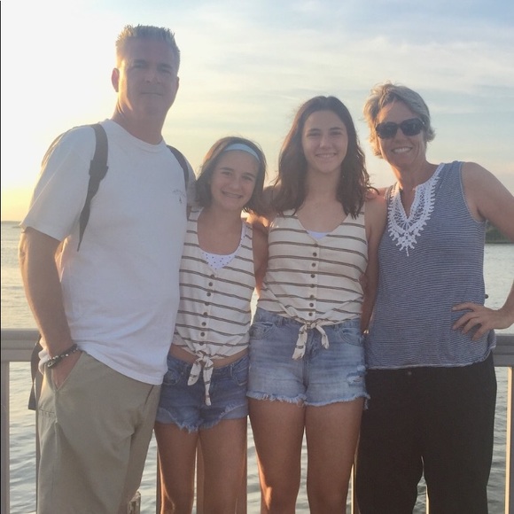 Meet your Posher, Shelli - Picture 5 of 8